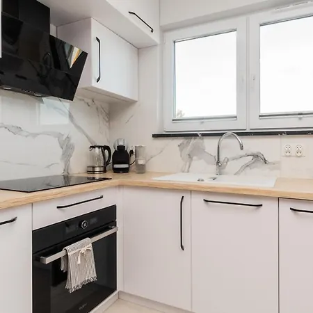 Apartament Dubaj Jantar